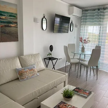 Renovated Modern Elegant Studio With Sea View Apartment