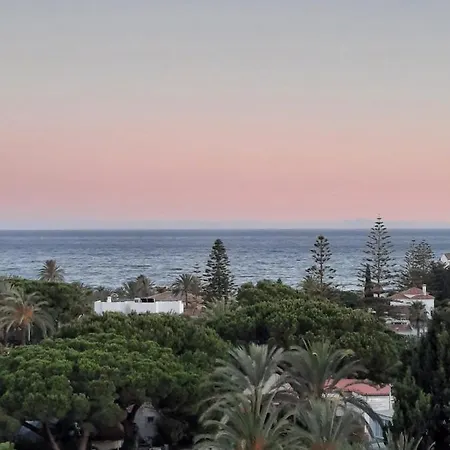 Renovated Modern Elegant Studio With Sea View